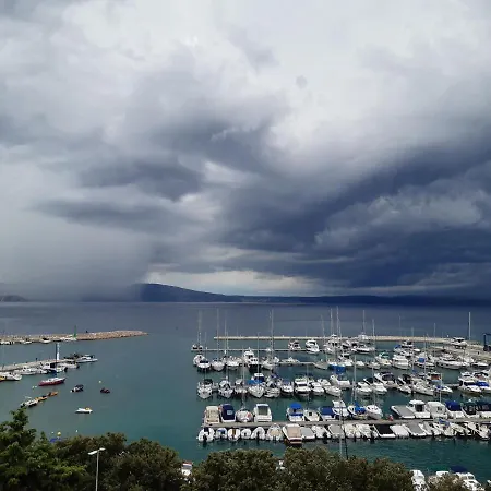 Elena Mare Apartament Novi Vinodolski